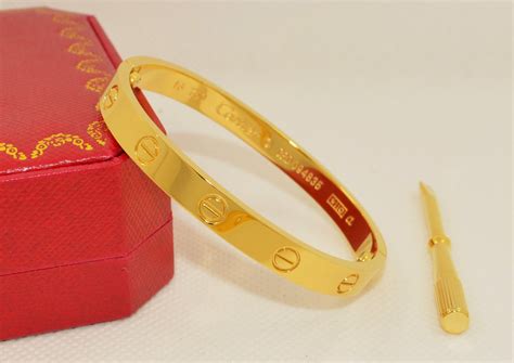 cartier love bracelet replica reviews|look alike cartier love bracelet.